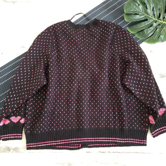 Torrid Cardigan Drop Shoulder V Neck Button Front Sweater Hearts Size 3X - Picture 4 of 8